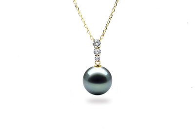 Graduated Diamond Black Pearl Pendant-Kyllonen