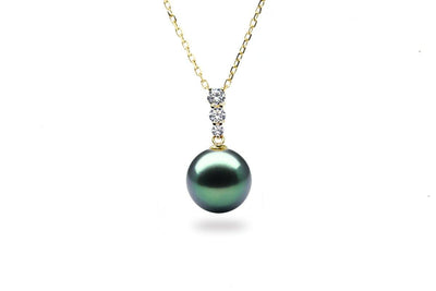 Graduated Diamond Black Pearl Pendant-Kyllonen