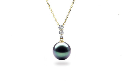 Graduated Diamond Black Pearl Pendant-Kyllonen