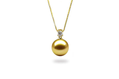 Diamond and A Dangling Pearl: South Sea Gold-Kyllonen