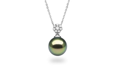 Cluster Black Pearl Pendant-Kyllonen